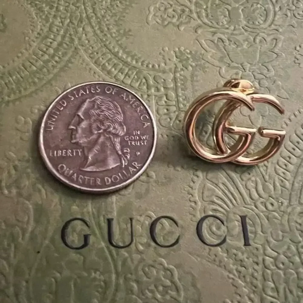 Gucci GG Gold Tone Earrings w/Box and Dust bag (GGXX028) - Picture 4 of 6